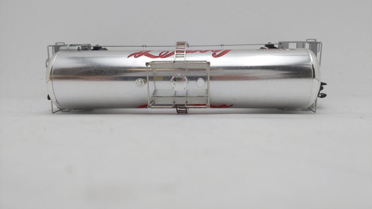 K-Line K6341-5101 O Gauge Coca Cola Extruded Aluminum Tank Car EX/Box