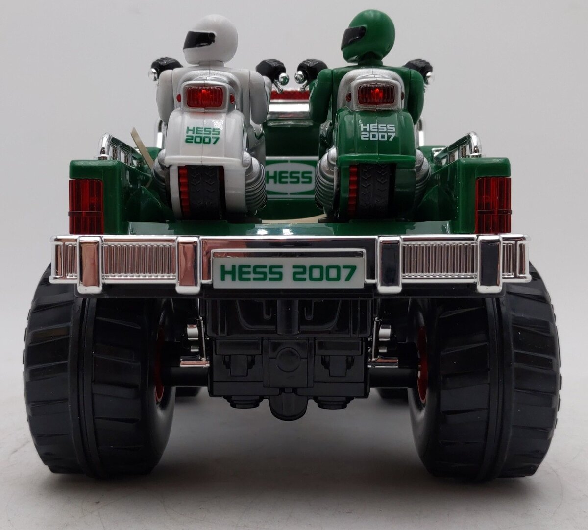 Hess 2007 Die Cast Monster Truck w/Motorcycles EX/Box