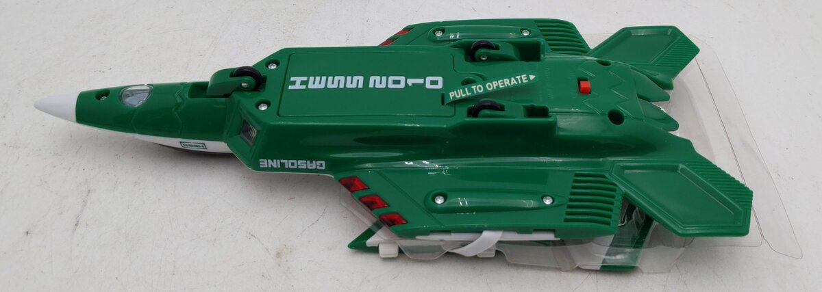 Hess 2010 Die Cast Toy Truck and Jet w/Real Lights & Launch Ramp EX/Box