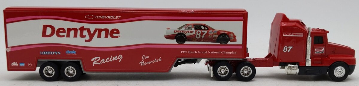 ERTL 3880 Busch Grand National Tractor Trailer Diecast NASCAR 1:64 EX/Box