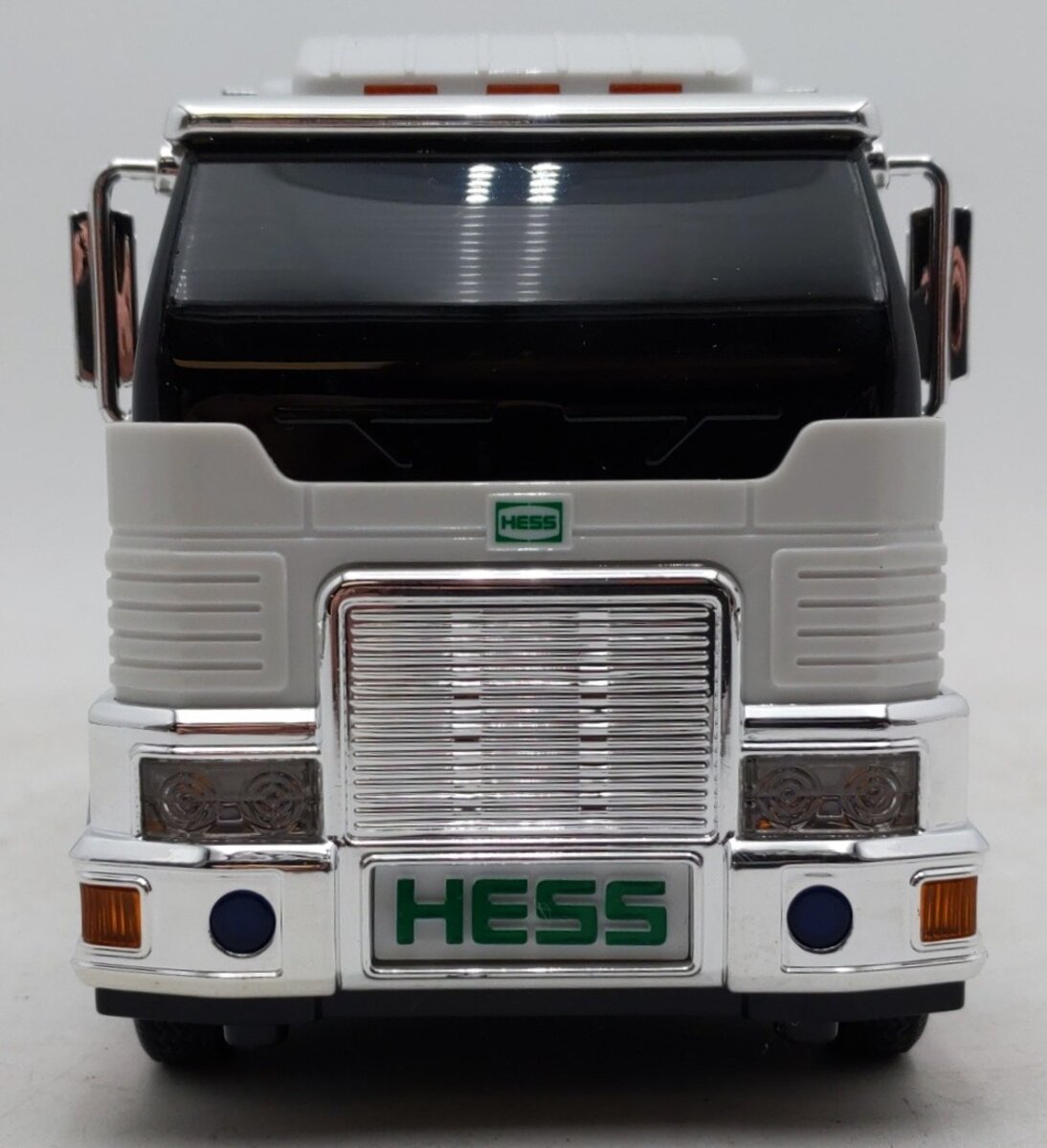 Hess 2006 Diecast Toy Truck & Helicopter w/Ramp EX/Box