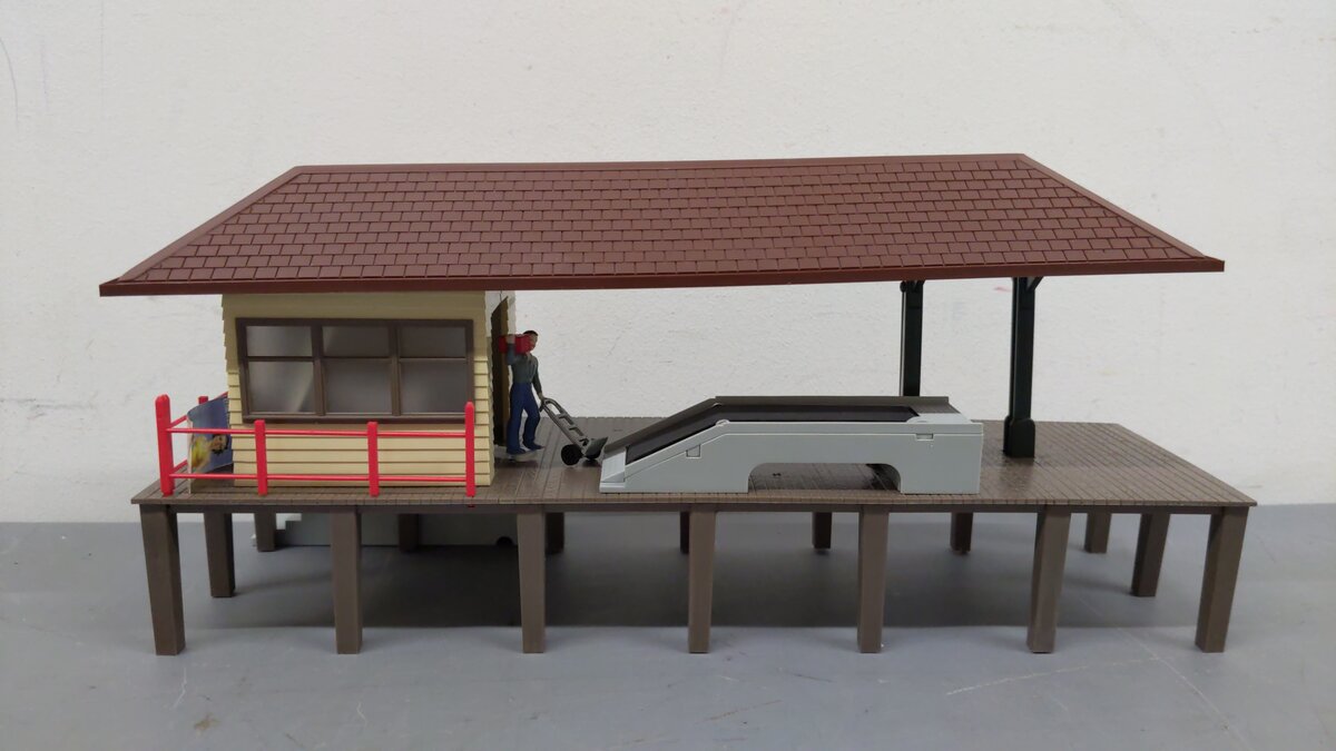 K-Line K424332 O Scale Coca-Cola/Coke Operating Platform LN/Box