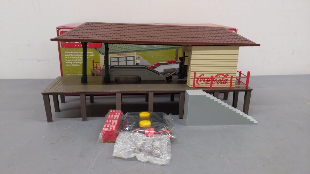 K-Line K424332 O Scale Coca-Cola/Coke Operating Platform LN/Box