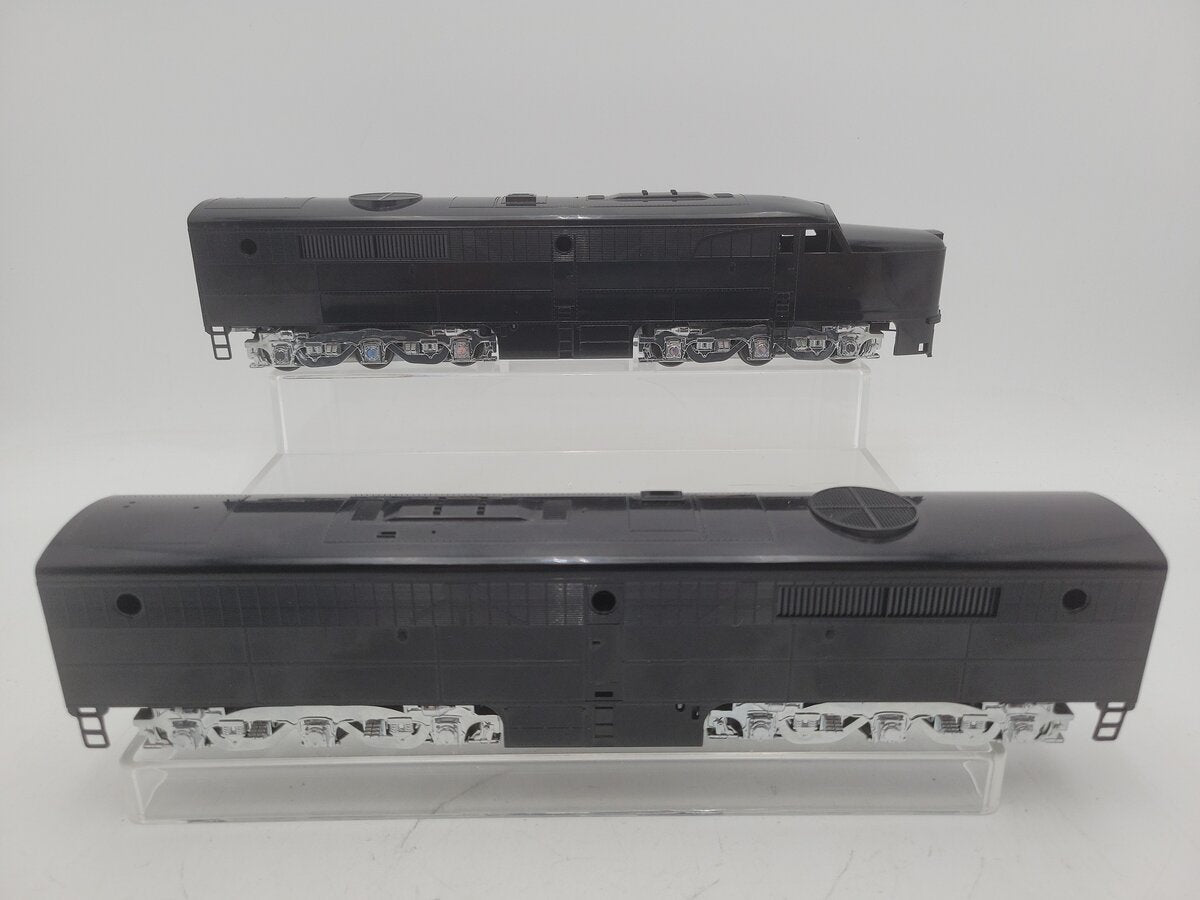 American Models S Scale Undecorated AB Diesel Locomotive - DC VG