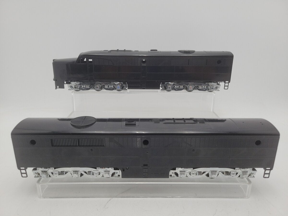 American Models S Scale Undecorated AB Diesel Locomotive - DC VG