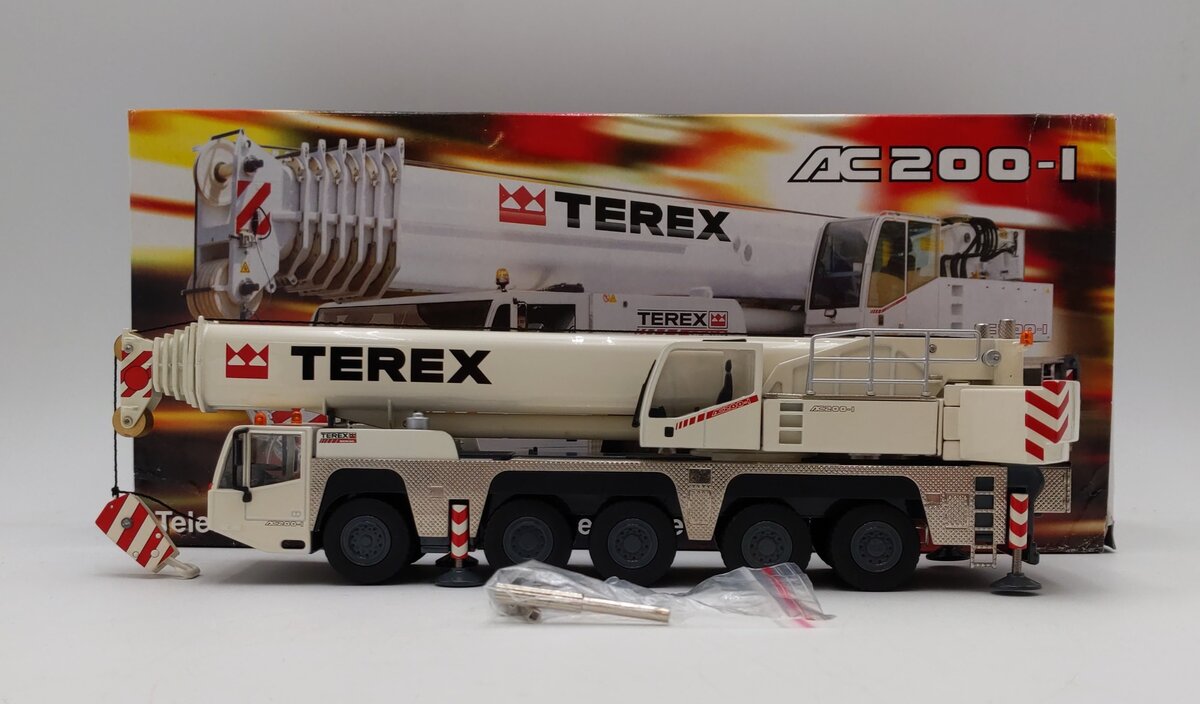 NZG Modelle 1:50 Scale AC 200-1 Terex Demag Telescopic Crane LN/Box