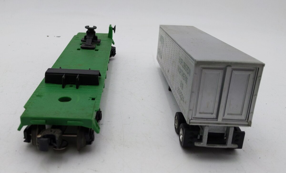 Lionel 6-16308 O Gauge Burlington Northern Flatcar #298224 w/Trailer EX/Box