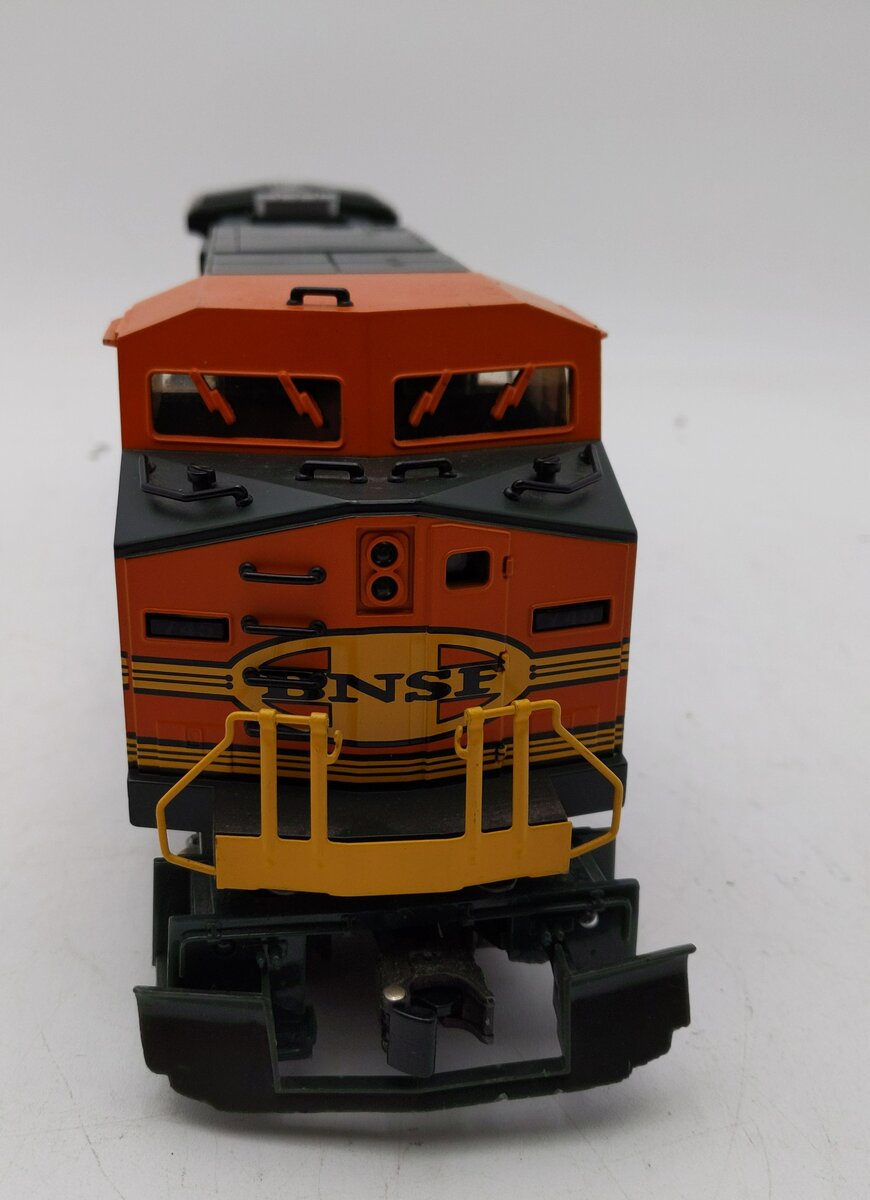 Lionel 6-18233 O BNSF GE Dash 9 Diesel Locomotive #745 EX/Box