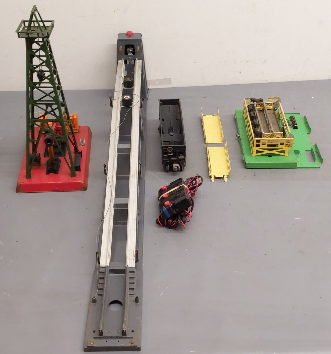 Lionel Vintage O Gauge Accessories #456,3656,455 [3] VG
