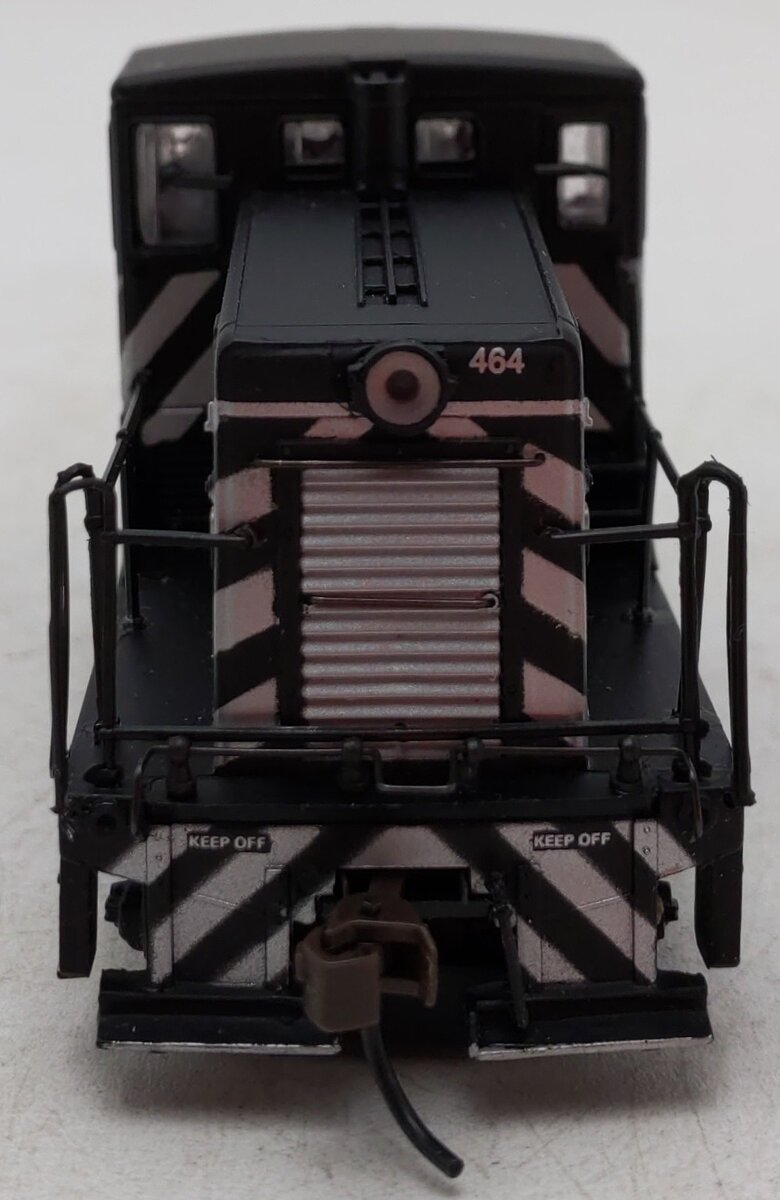 Spectrum 80026 HO Scale Santa Fe GE 44-Ton Diesel Switcher #464 VG/Box