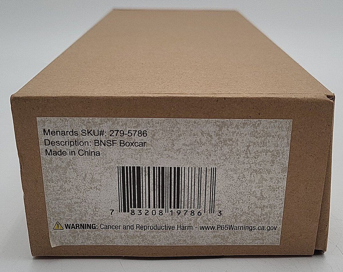 Menards 279-5786 O Gauge BNSF Boxcar #7311 NIB