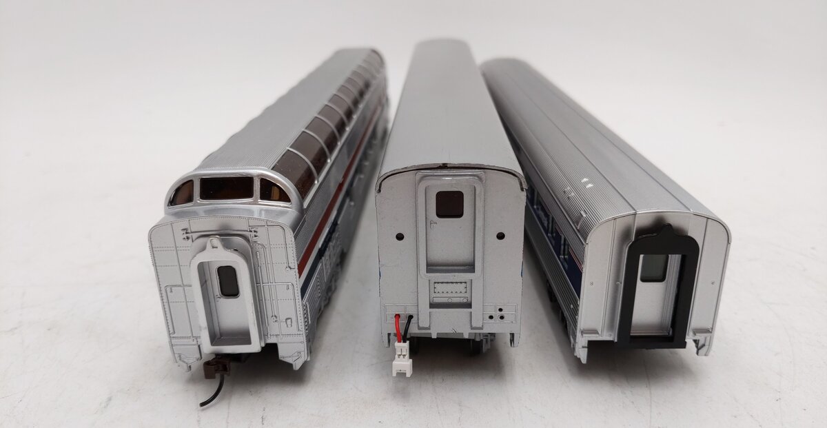 Bachmann, Walters, & Other HO Amtrak Passenger Cars [3] VG