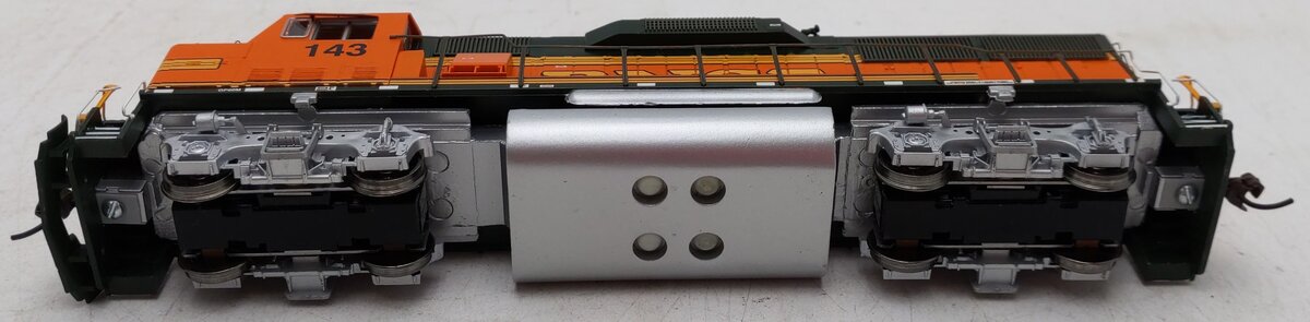 Athearn 91509 HO Scale BNSF (Heritage II) GP60M Diesel Locomotive #143 DCC Ready EX