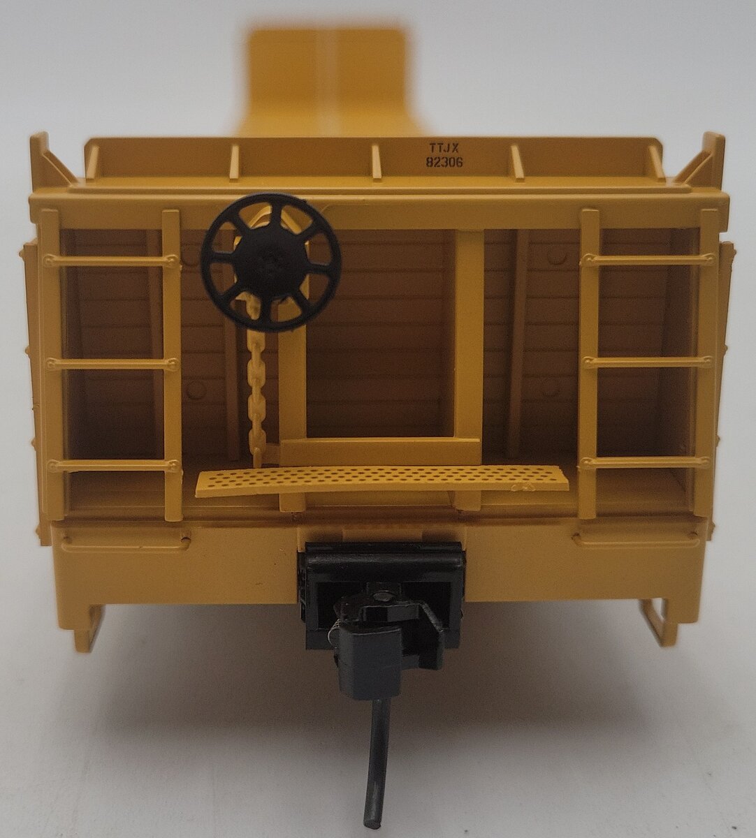 Atlas 2001771-3 O Scale TTX Short Bulkhead Flat Car #82306 (2-Rail) EX/Box
