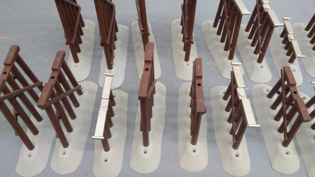 Lionel 6-12037 O FasTrack Graduated Trestle Set VG