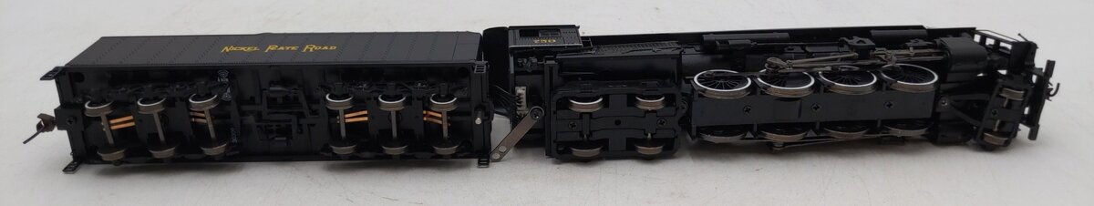 Bachmann 50905 HO Nickel Plate 2-8-4 Berkshire Tender w/DCC Steam Loco #759