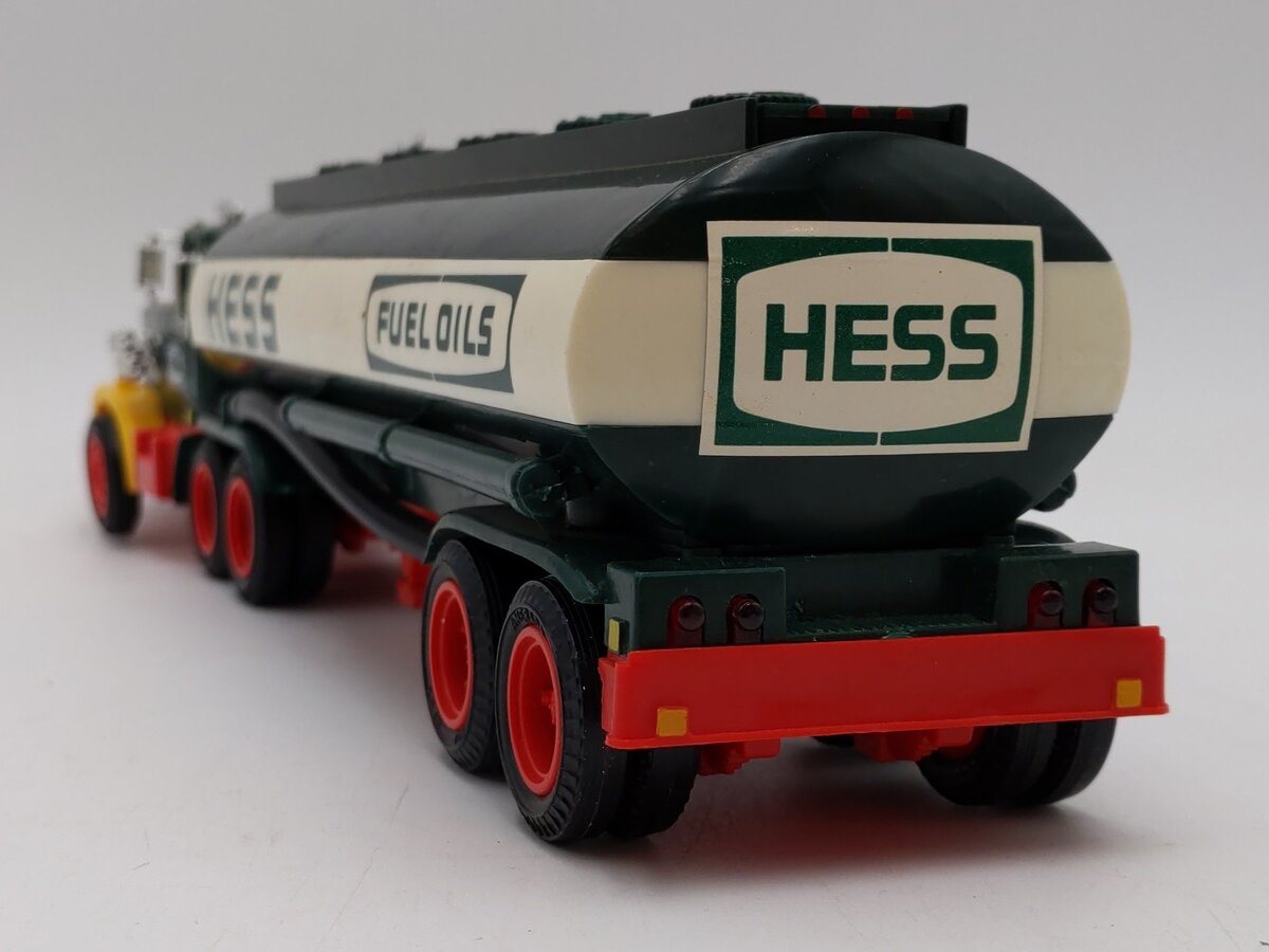 Hess Toy Truck Bank LN/Box