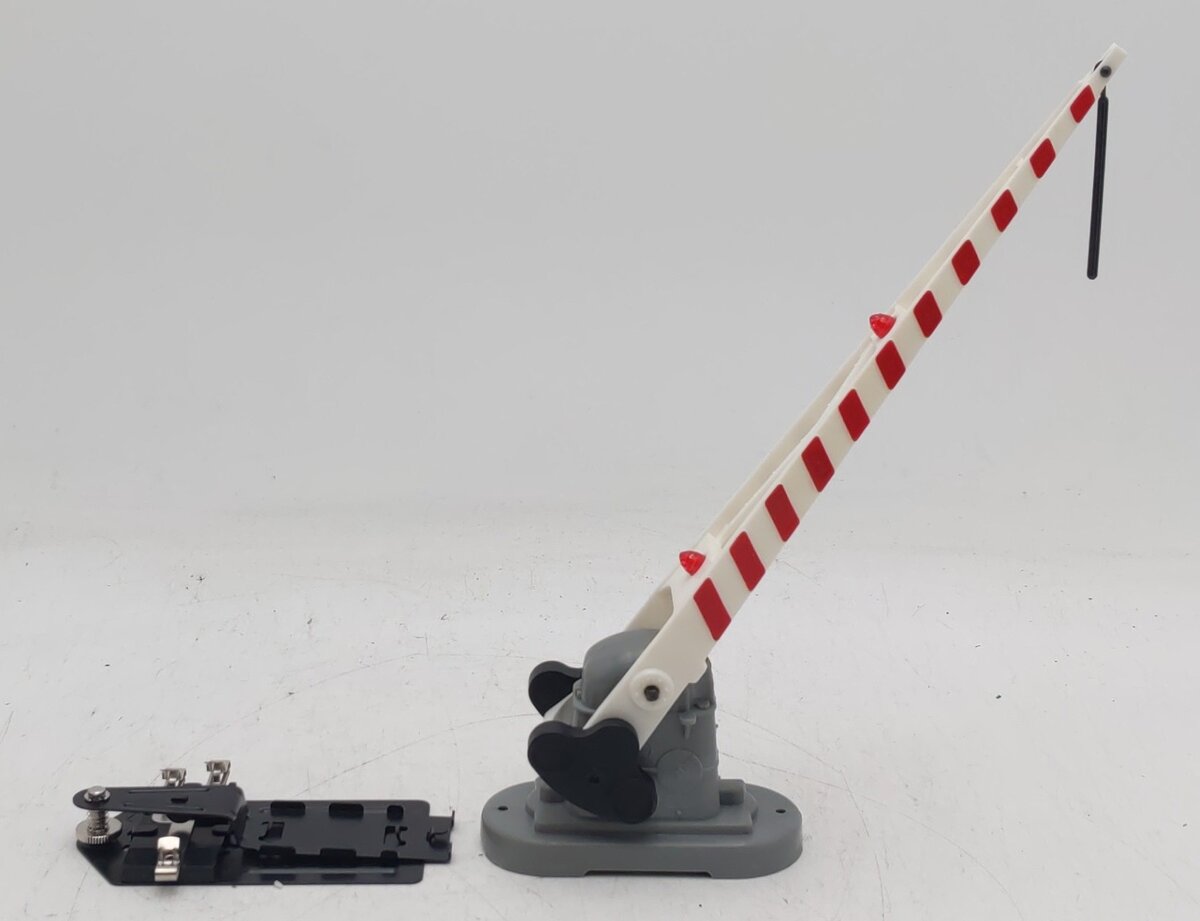 Lionel 6-2152 O Gauge Automatic Crossing Gate EX/Box