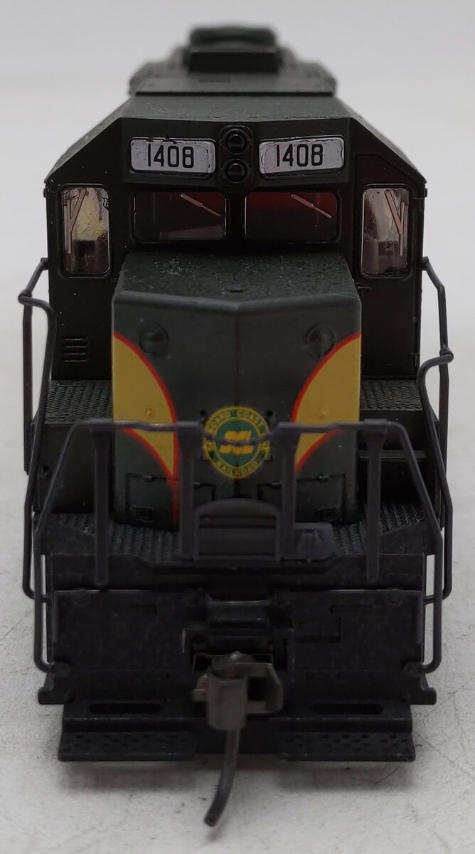 Kato 37-046 HO Scale Custom Painted Seaboard Coast Line Diesel Locomotive #1408/Box