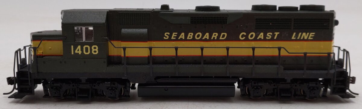 Kato 37-046 HO Scale Custom Painted Seaboard Coast Line Diesel Locomotive #1408/Box