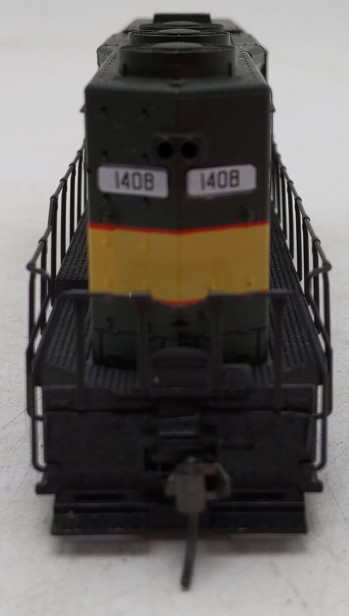 Kato 37-046 HO Scale Custom Painted Seaboard Coast Line Diesel Locomotive #1408/Box