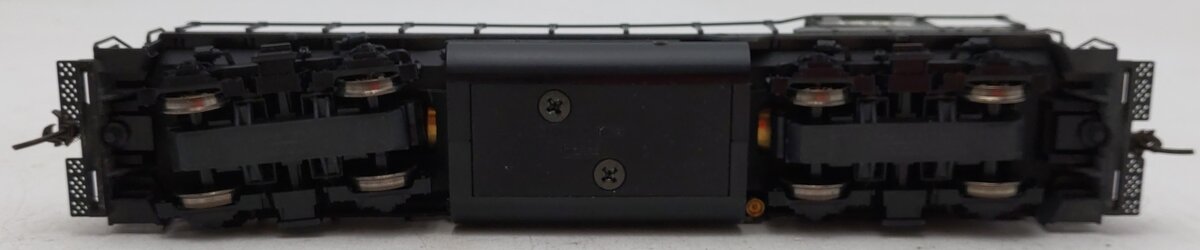 Kato 37-046 HO Scale Custom Painted Seaboard Coast Line Diesel Locomotive #1408/Box