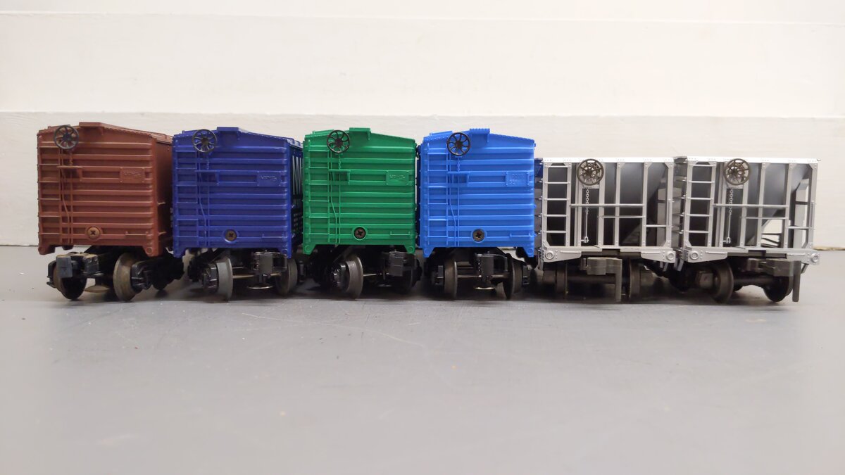 Lionel and Atlas O Assorted Freight Cars 19237, 9771, 9704, 9460, 26498 [6] EX/Box