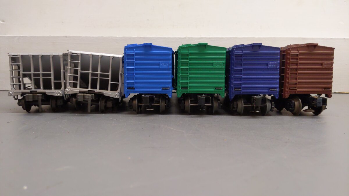 Lionel and Atlas O Assorted Freight Cars 19237, 9771, 9704, 9460, 26498 [6] EX/Box