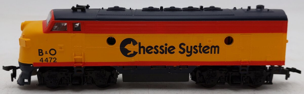 Life Like 7233 HO Chessie System B & O F-7 Diesel Locomotive #4472 EX/Box