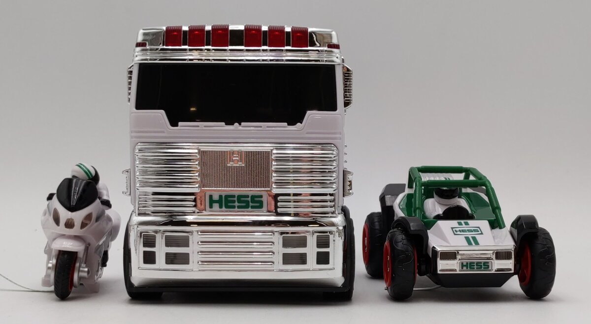 Hess RV With ATV And Motorbike NIB
