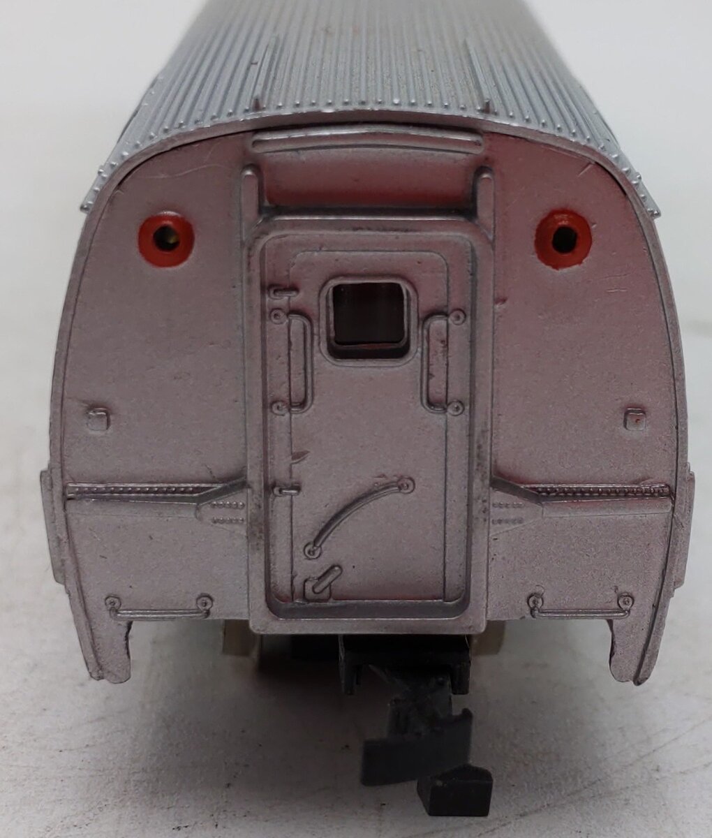 Bachmann 72205 HO Amfleet Lighted 85' Streamliner Coach EX/Box