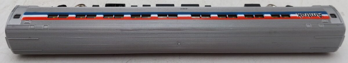 Bachmann 72205 HO Amfleet Lighted 85' Streamliner Coach EX/Box