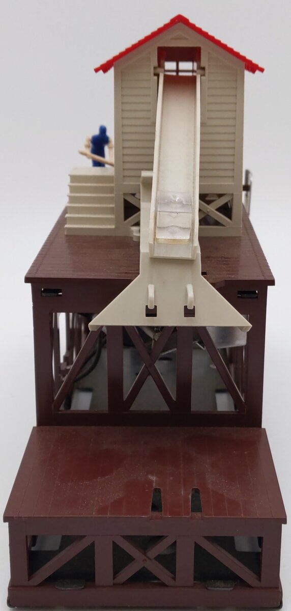Lionel 6-2306 O Gauge Operating Icing Station w/ PFE Ice Car #6700 VG/Box