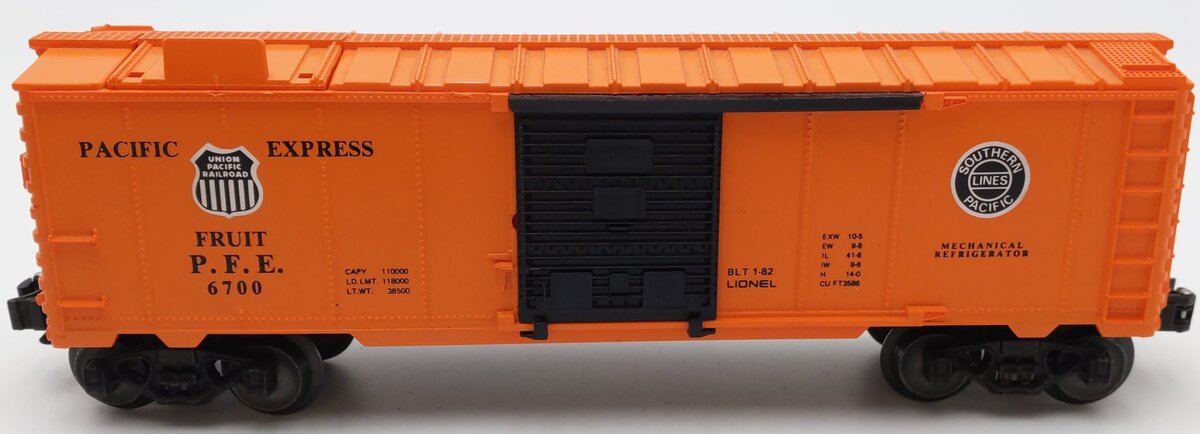 Lionel 6-2306 O Gauge Operating Icing Station w/ PFE Ice Car #6700 VG/Box