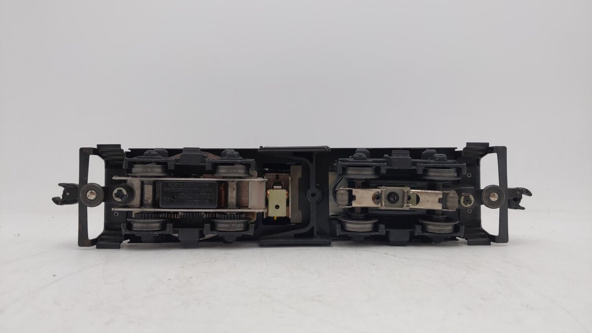 Lionel 601 Vintage O Seaboard NW-2 Powered Diesel Locomotive w/Horn EX