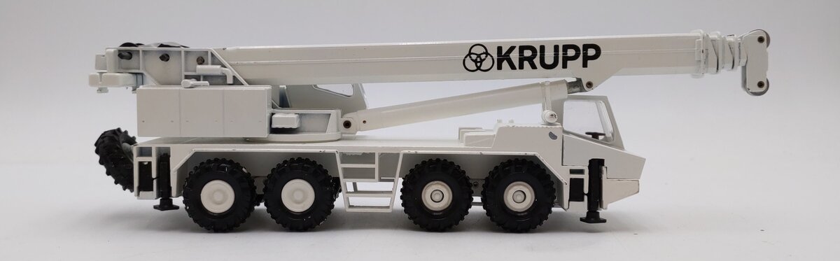 KRUPP 1:50 Scale KMK 3045 Telescopic Crane VG