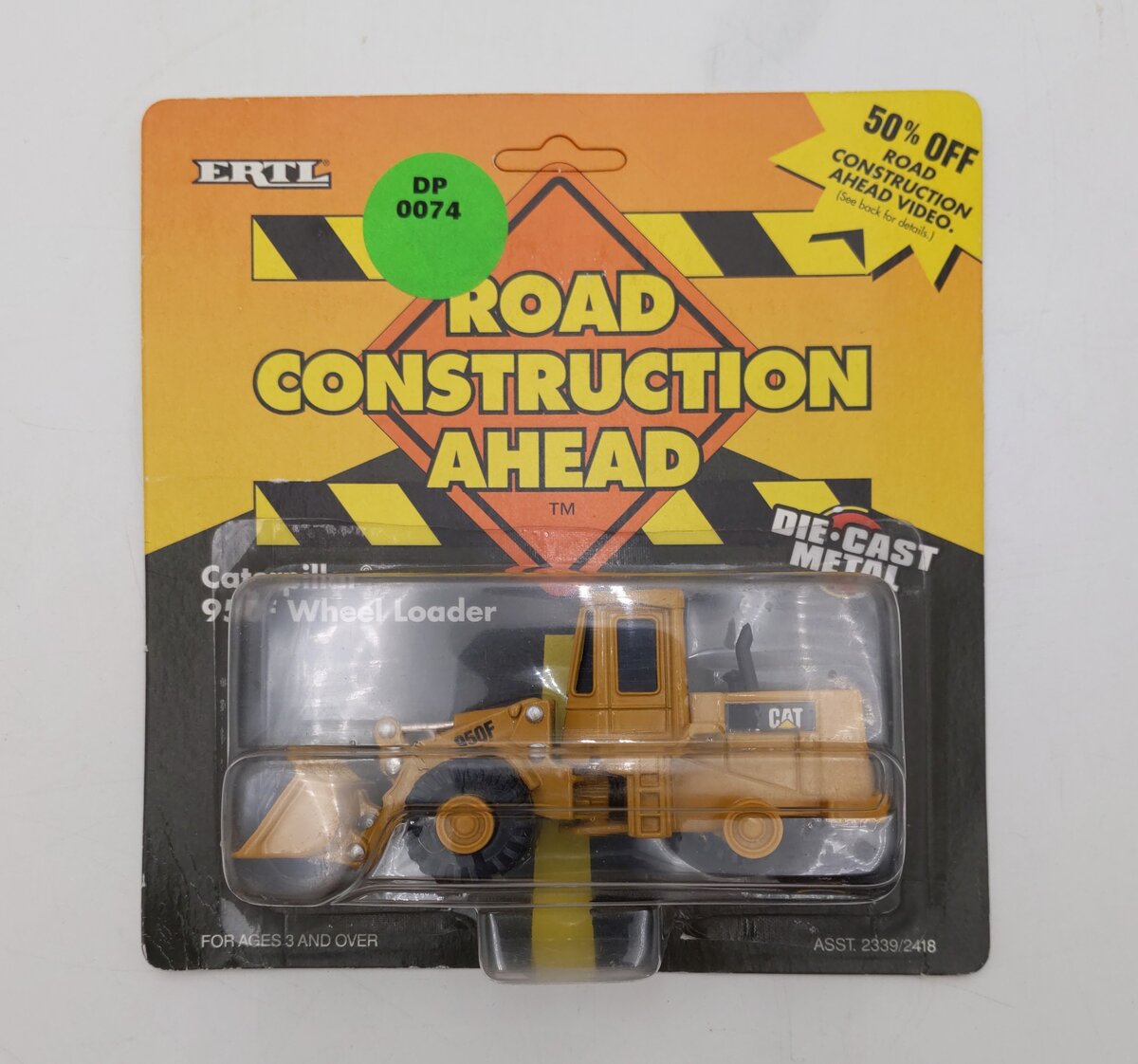 Ertl 2339 Road Construction Ahead 1:64 Scale Caterpillar 950F Wheel Loader VG/Box
