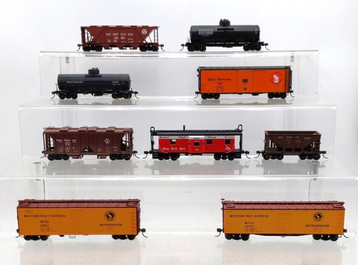 Accurail & Other HO Scale Assorted Freight Cars [9] EX
