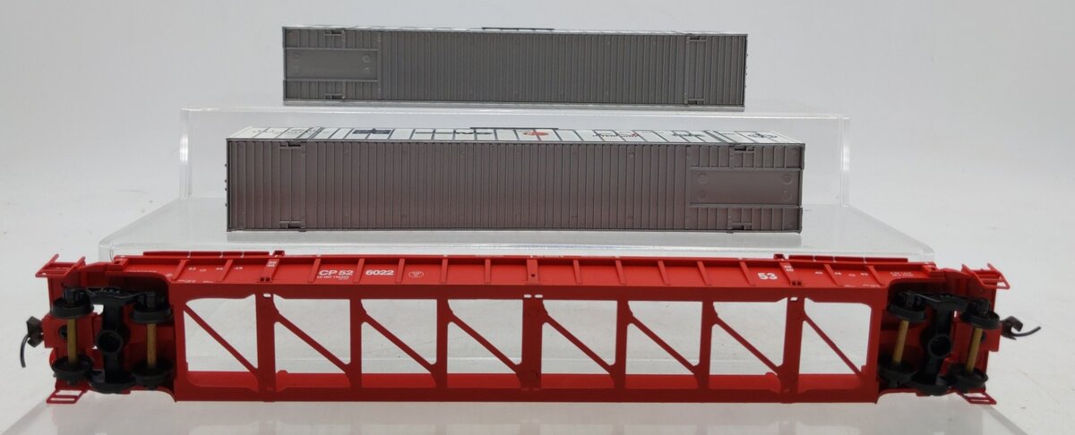 Walthers HO Scale Canadian Pacific Stack Car w/2 Containers #526022 EX