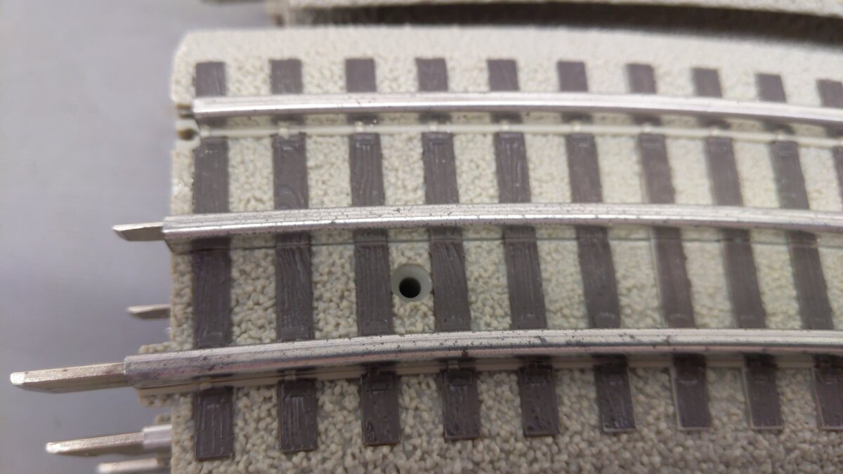 Lionel 6-12043 FasTrack O48 Curved Track Sections (19) EX