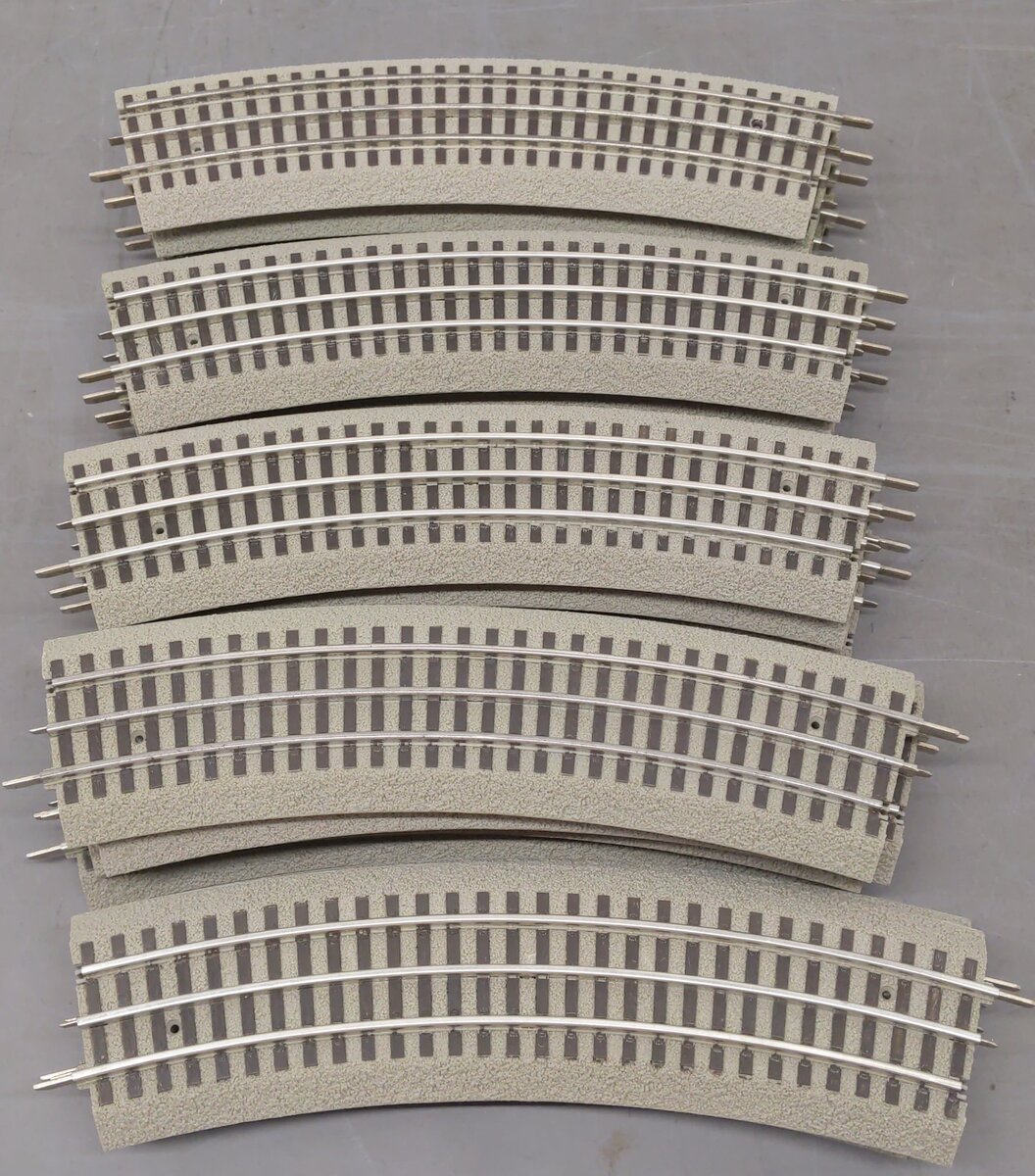 Lionel 6-12043 FasTrack O48 Curved Track Sections (19) EX