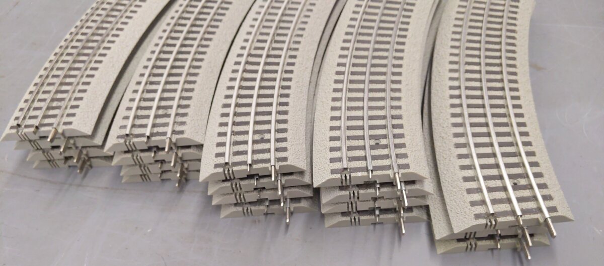 Lionel 6-12043 FasTrack O48 Curved Track Sections (19) EX