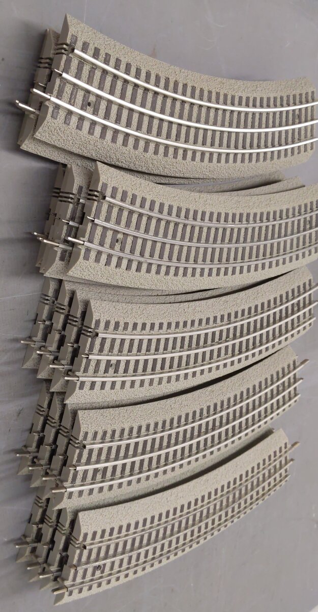 Lionel 6-12043 FasTrack O48 Curved Track Sections (19) EX