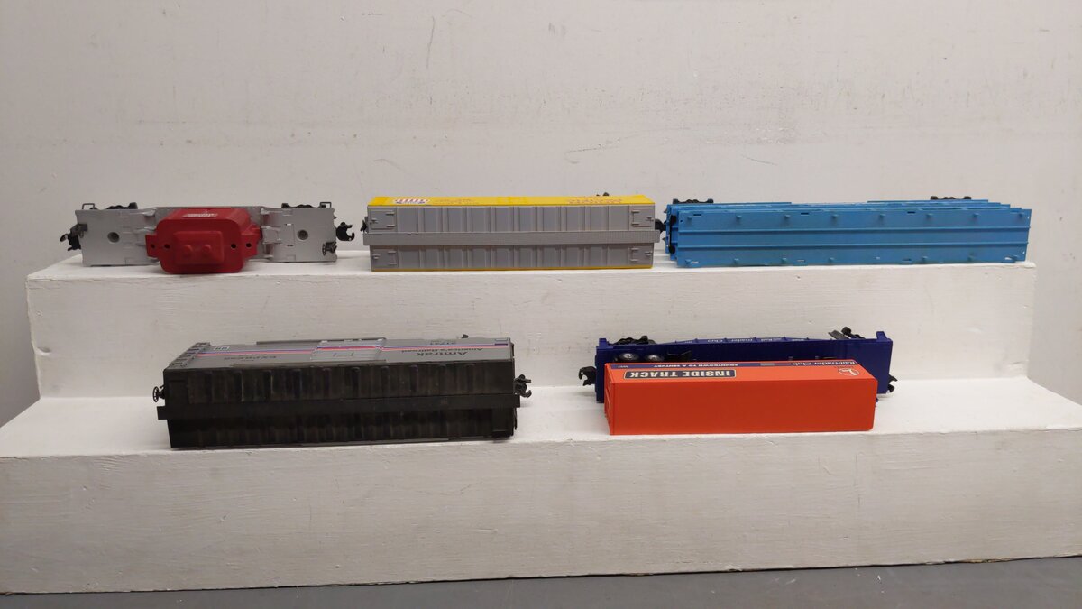 Lionel & Others O Assorted Freight Cars 6461, 392885, 9216, 21741, 1997 [5] EX