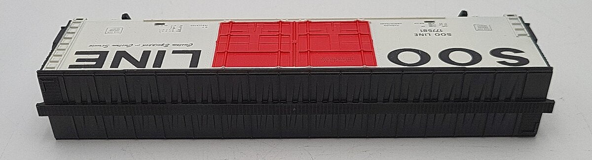 Tyco 356B HO Scale SOO Line Boxcar #177581 LN/Box