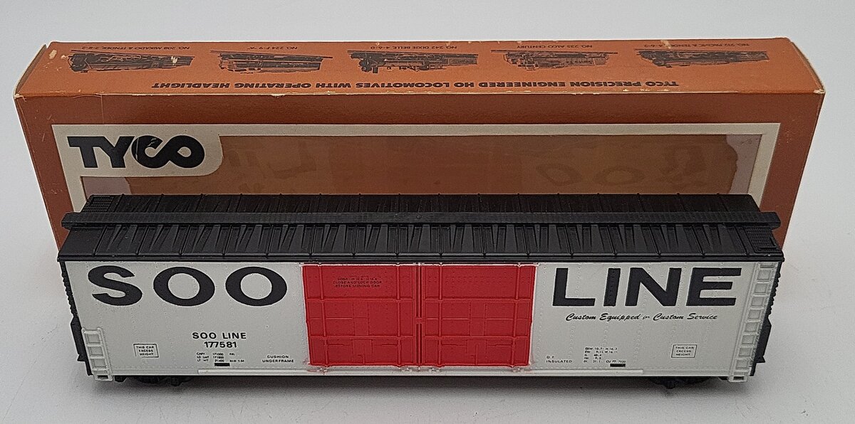 Tyco 356B HO Scale SOO Line Boxcar #177581 LN/Box