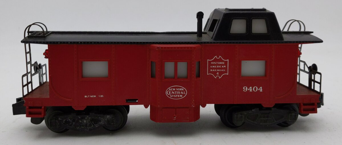 American Flyer 4-9404 S Scale New York Central Bay Window Caboose EX