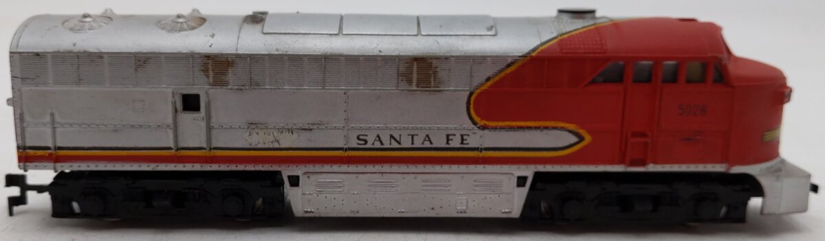 AHM 49996 Sanfa Fe Fairbanks Morse Diesel Locomotive #5028