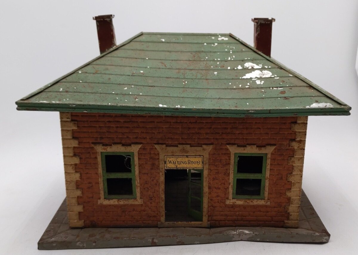 Lionel 124 Vintage Standard Gauge Lionel City Tinplate Station
