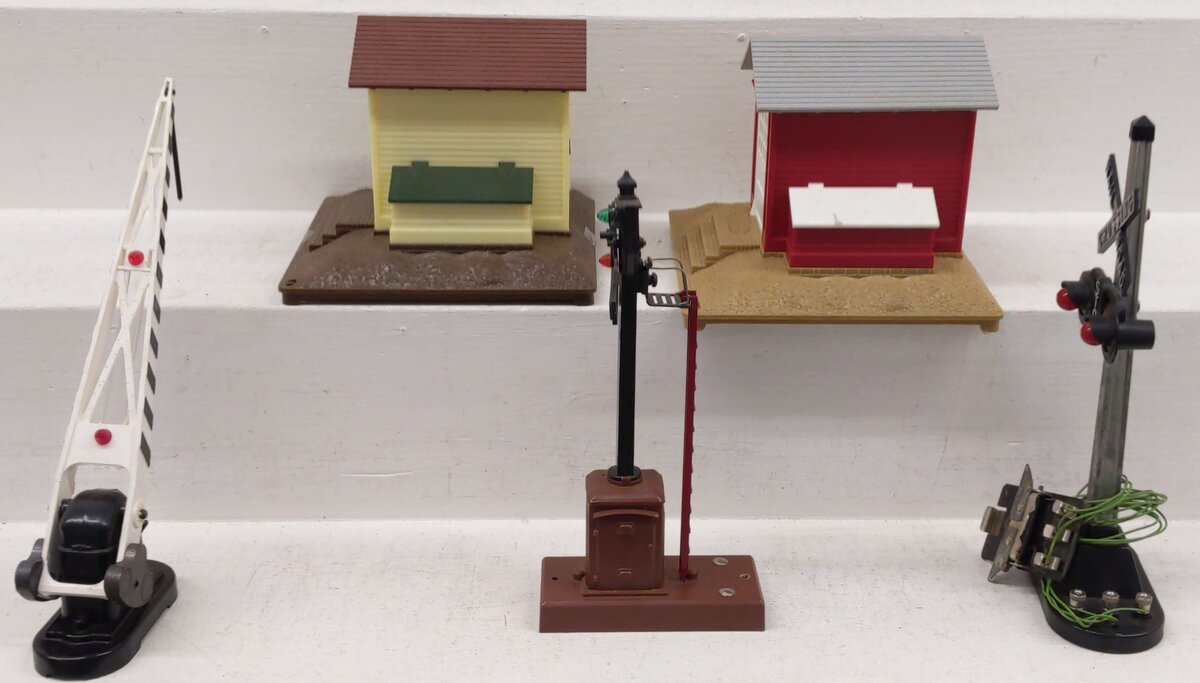 Lionel O Assorted Track Accessories 6-2127, 6-2126, 6-2154, 6-2151, 6-2152 [5]/Box